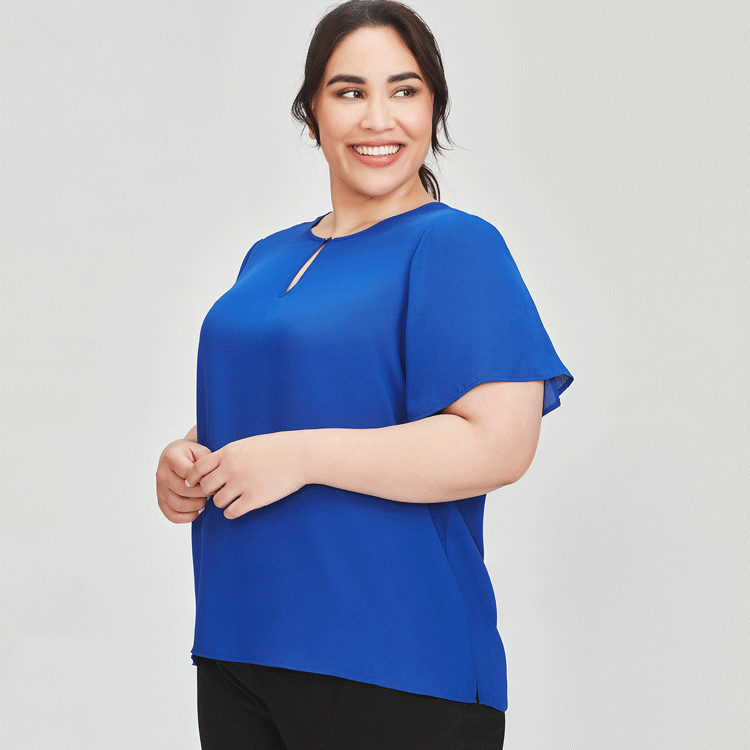 2022-Biz-Corporates_03a_Square-Blouses