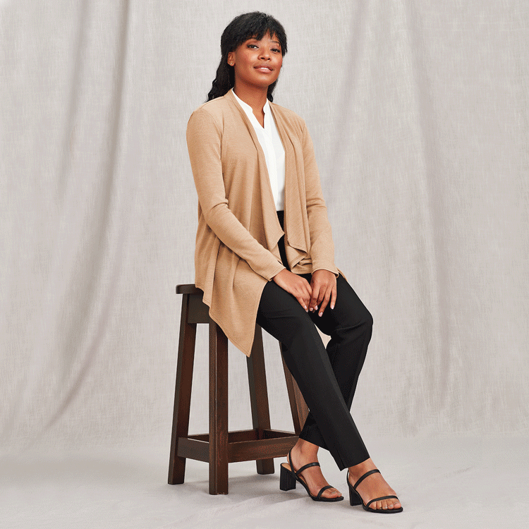 2022-Biz-Corporates_03c_Square_Cardigans